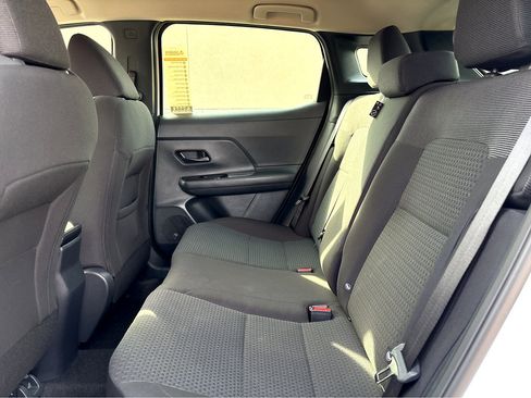 Certified 2025 Nissan Kicks S image 18