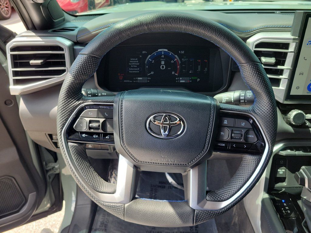 Used 2024 Toyota Sequoia Platinum AWD/4WD image 34
