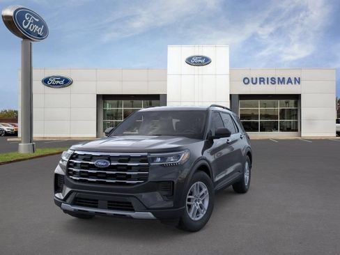 New 2026 Ford Explorer Active RWD image 3