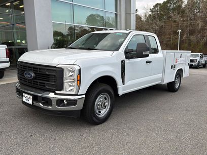 New 2026 Ford F250 XL w/ XL Chrome Package