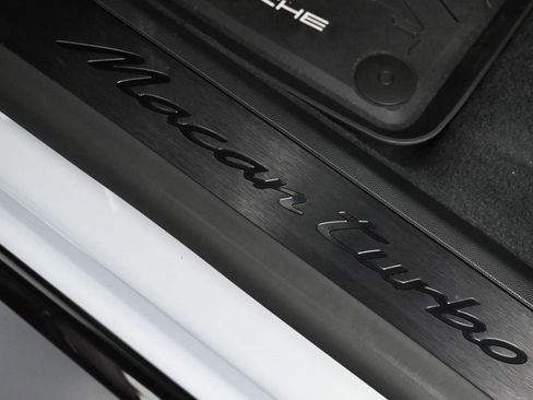 Used 2025 Porsche Macan Turbo Electric image 22
