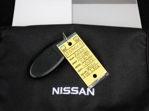 Used 2016 Nissan 370Z Touring RWD image 95