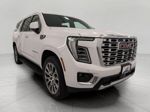 Used 2025 GMC Yukon XL Denali AWD/4WD image 1