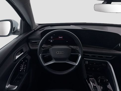 Used 2025 Audi Q5 Premium AWD/4WD image 21