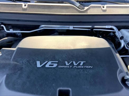 Used 2019 Chevrolet Colorado LT w/ LT Convenience Package RWD image 32