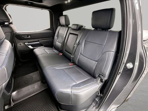 Used 2024 Toyota Tundra Platinum AWD/4WD image 27