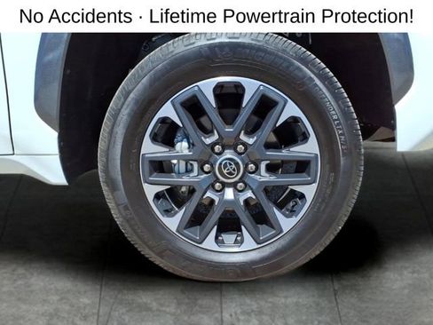 Used 2022 Toyota Tundra Limited AWD/4WD image 9