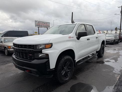 Used 2020 Chevrolet Silverado 1500 Custom Trail Boss w/ Custom Convenience Package image 3