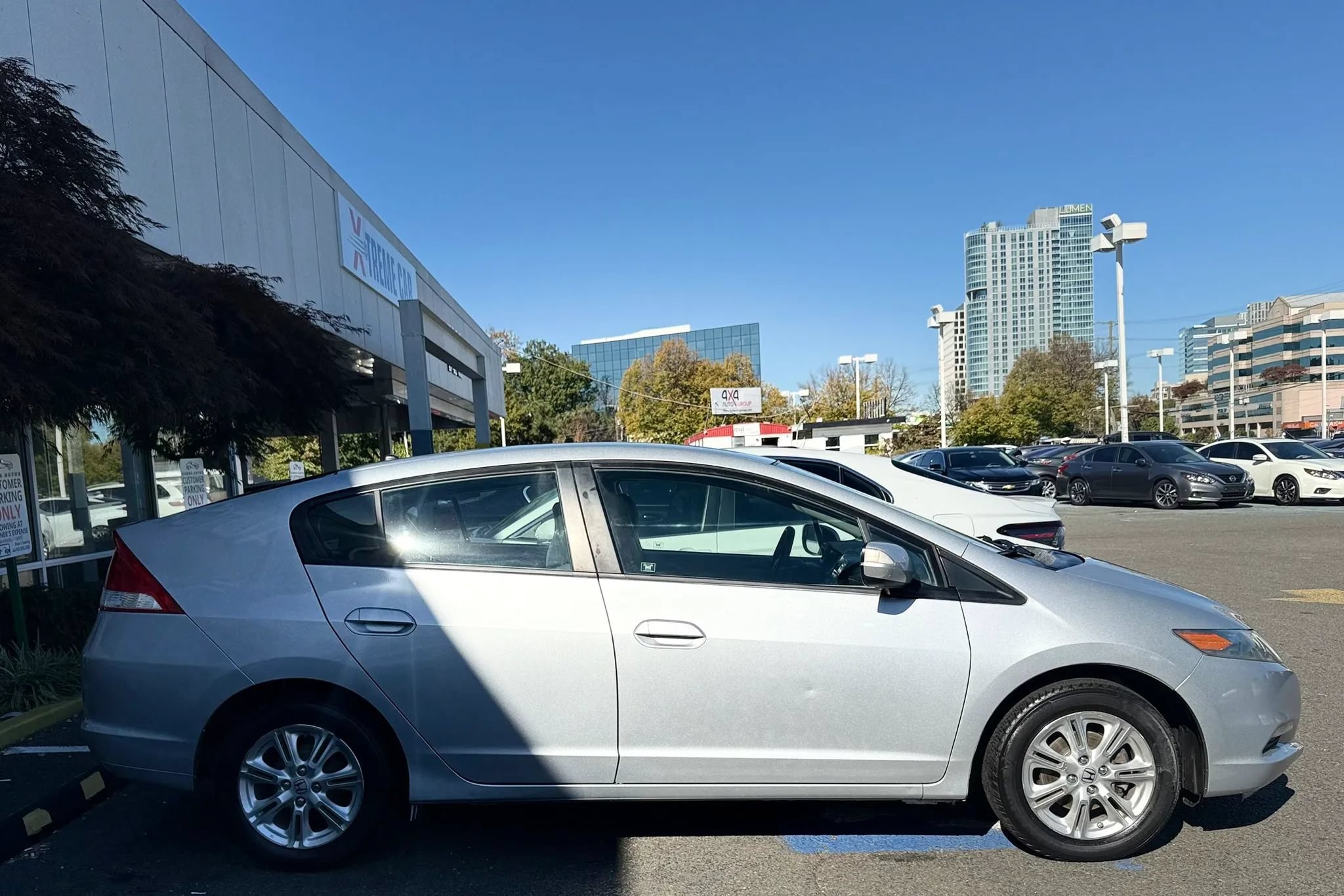 Used 2010 Honda Insight EX image 8