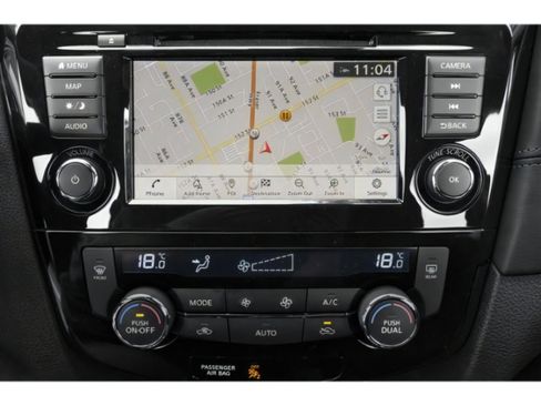 Used 2020 Nissan Rogue SL w/ Premium Package image 19