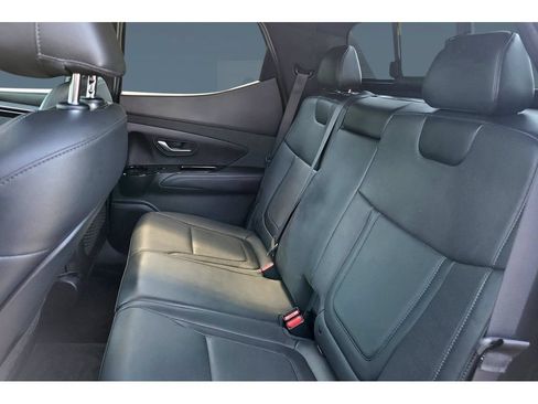 Used 2023 Hyundai Santa Cruz Limited AWD/4WD image 15