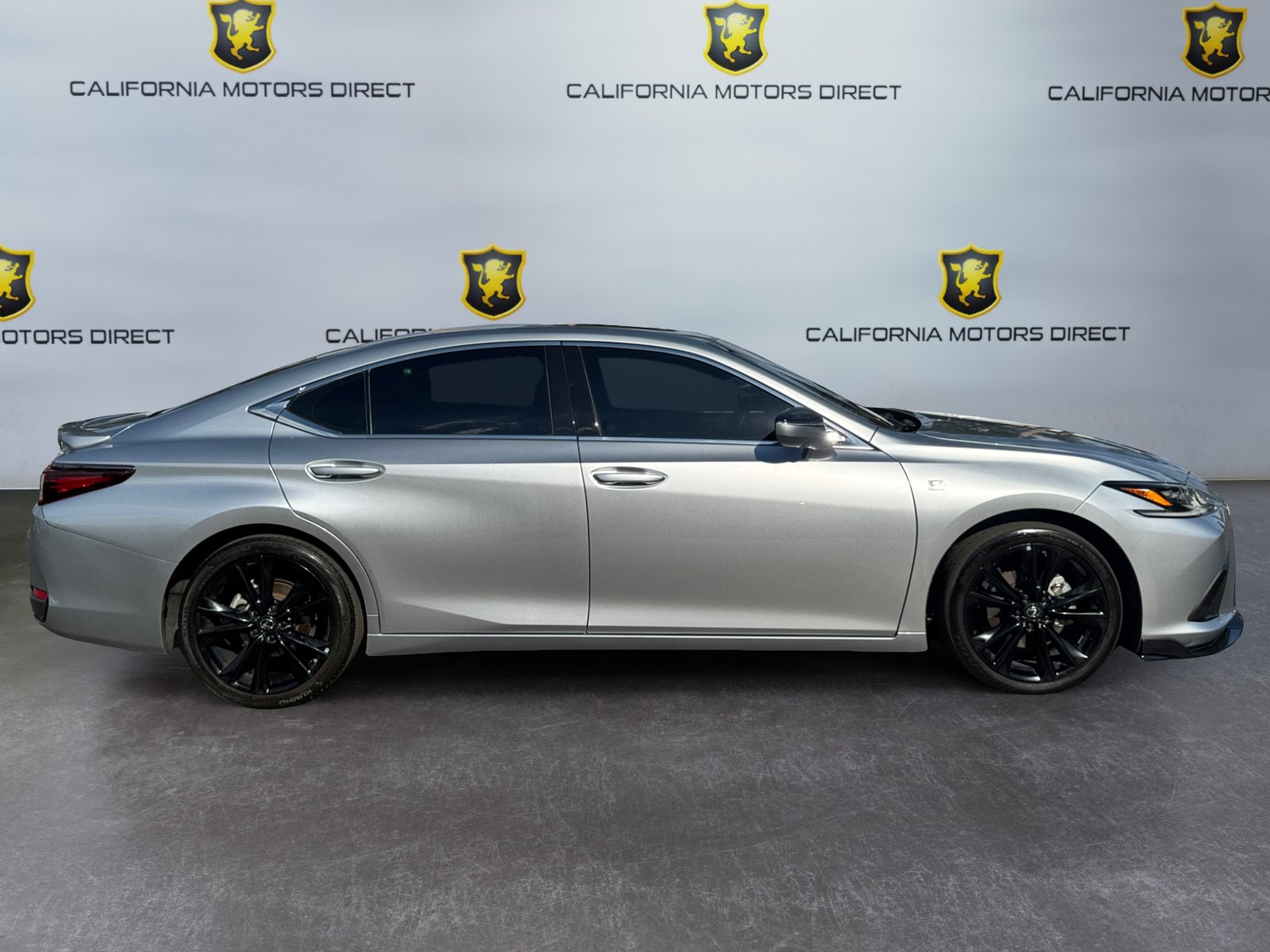 Used 2024 Lexus ES 300h F Sport FWD image 6