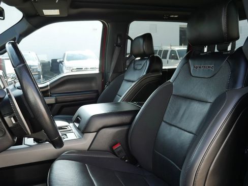 Used 2019 Ford F150 Raptor w/ Equipment Group 802A Luxury AWD/4WD image 8