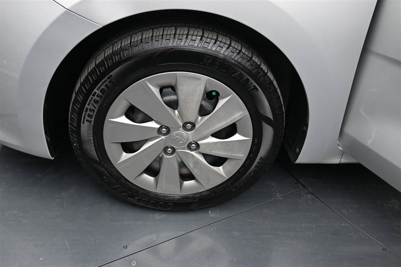 Used 2018 Kia Rio S FWD image 16