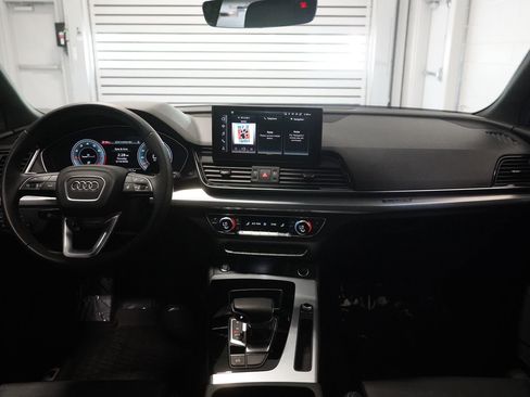 Used 2024 Audi Q5 2.0T Premium AWD/4WD image 14