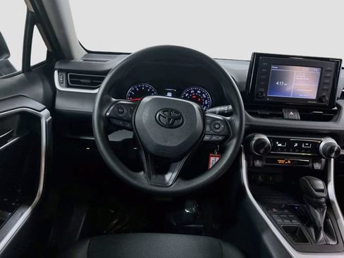 Used 2021 Toyota RAV4 LE w/ Carpet Mat Package (TMS) AWD/4WD image 21