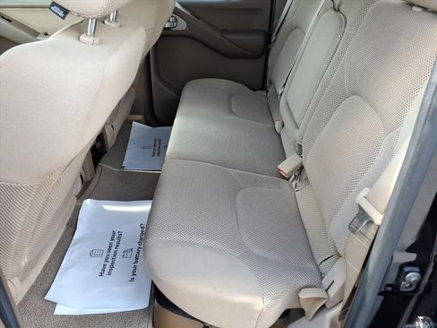 Used 2005 Nissan Frontier LE RWD image 13