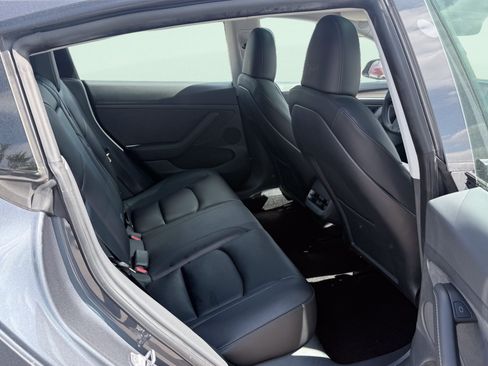 Used 2023 Tesla Model 3 Standard Range RWD image 13