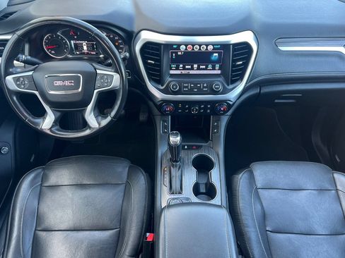 Used 2019 GMC Acadia SLT AWD/4WD image 10