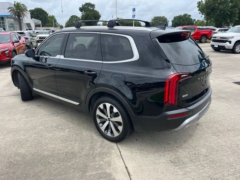 Used 2022 Kia Telluride EX w/ EX Premium Package AWD/4WD image 4