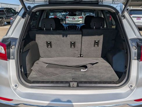 Used 2019 Chevrolet Equinox LT FWD image 17