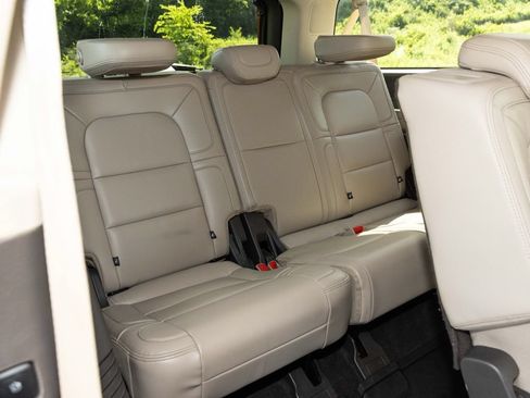 Used 2024 Lincoln Navigator L Reserve AWD/4WD image 59