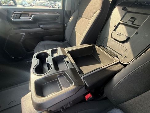 Used 2025 Chevrolet Silverado 2500 LT AWD/4WD image 18