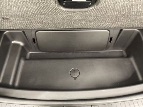 New 2025 Jeep Grand Cherokee L Limited w/ Black Appearance Package image 14