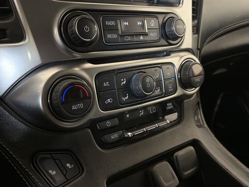 Used 2020 Chevrolet Tahoe LT image 22