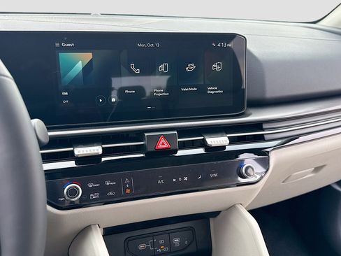 New 2026 Kia Sportage EX image 9