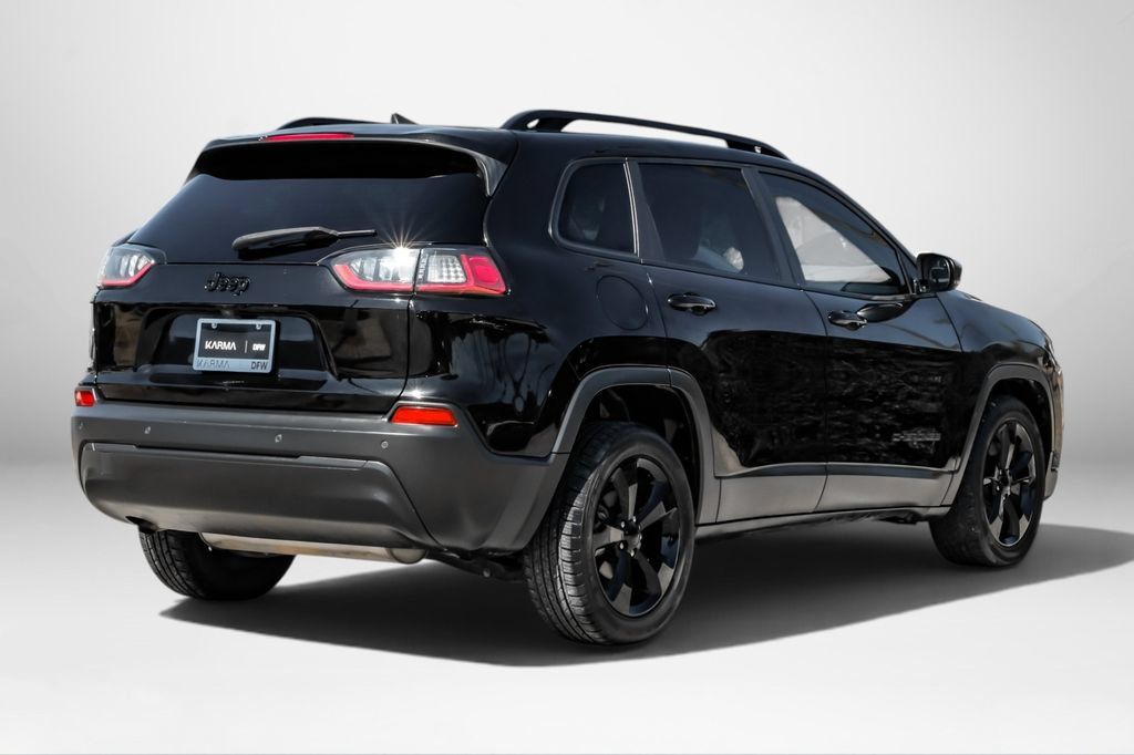 Used 2021 Jeep Cherokee Latitude Plus FWD image 6