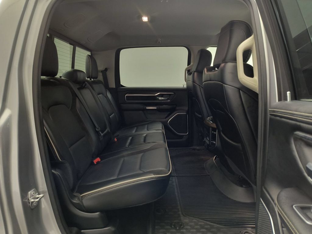 Used 2022 RAM 1500 Laramie AWD/4WD image 31