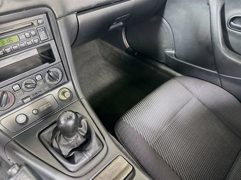 Used 1999 MAZDA MX-5 Miata RWD image 23