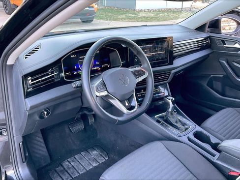 Used 2025 Volkswagen Jetta S image 16