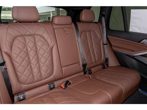 New 2026 BMW X5 xDrive40i w/ Premium Package image 76