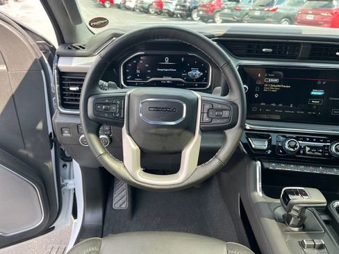 Certified 2025 GMC Sierra 1500 Denali w/ Denali Reserve Package AWD/4WD image 15