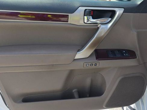 Used 2019 Lexus GX 460 Premium AWD/4WD image 11