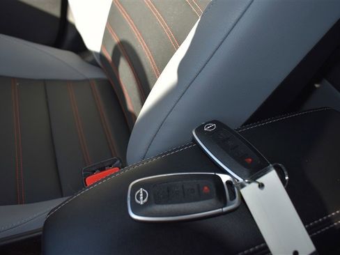 Used 2024 Nissan Kicks SR w/ SR Premium Package image 17