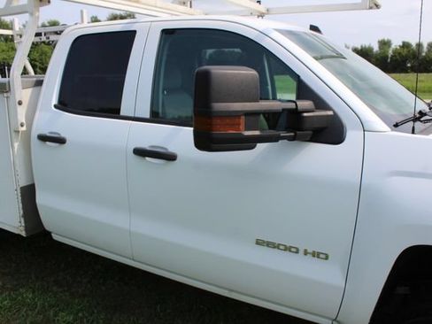 Used 2019 Chevrolet Silverado 2500 W/T w/ WT Convenience Package RWD image 7