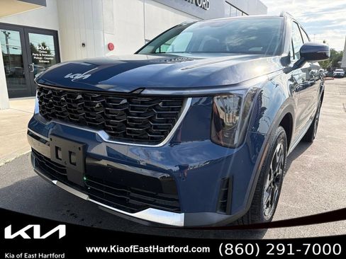 New 2026 Kia Sorento S w/ S Panoramic Sunroof Package AWD/4WD image 3
