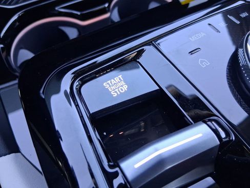 New 2026 BMW 530i w/ Premium Package RWD image 24