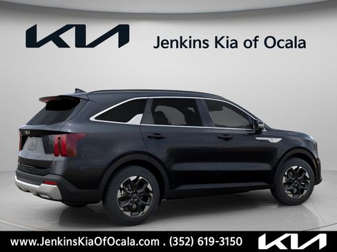 New 2026 Kia Sorento S w/ S Panoramic Sunroof Package FWD image 3