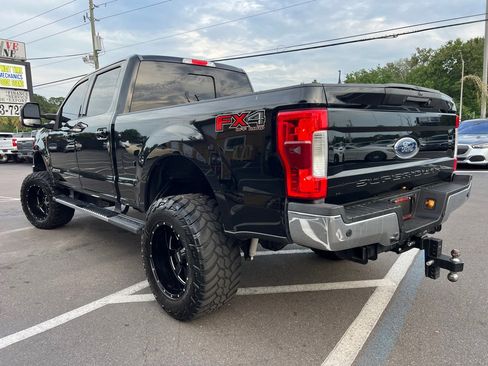 Used 2018 Ford F250 Lariat w/ Lariat Ultimate Package AWD/4WD image 2