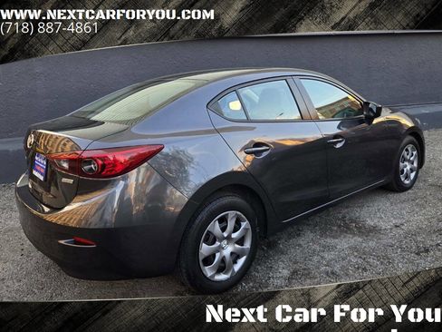 Used 2016 MAZDA MAZDA3 i Sport image 6