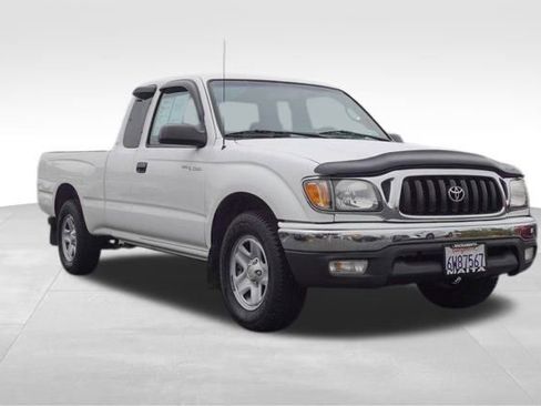 Used 2002 Toyota Tacoma 2WD Xtracab image 1