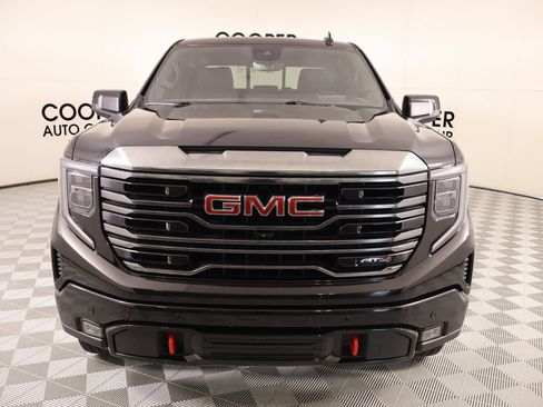 Used 2023 GMC Sierra 1500 AT4 w/ AT4 Premium Package AWD/4WD image 11