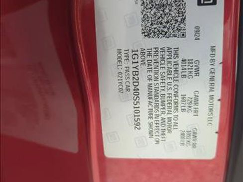 Used 2025 Chevrolet Corvette Stingray Preferred Cpe w/ 2LT RWD image 27