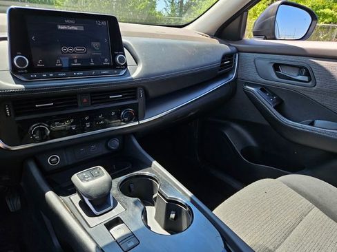Used 2021 Nissan Rogue S FWD image 20