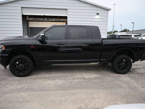 Used 2023 RAM 2500 Laramie w/ Night Edition AWD/4WD image 13