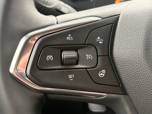 Certified 2025 Chevrolet Trax ACTIV image 10